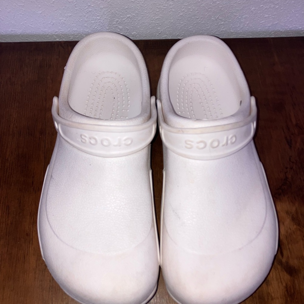CROCS White Slip-On Slippers